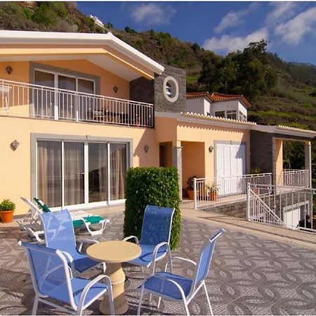Villa Hasta La Vista Arco da Calheta  Exteriör bild